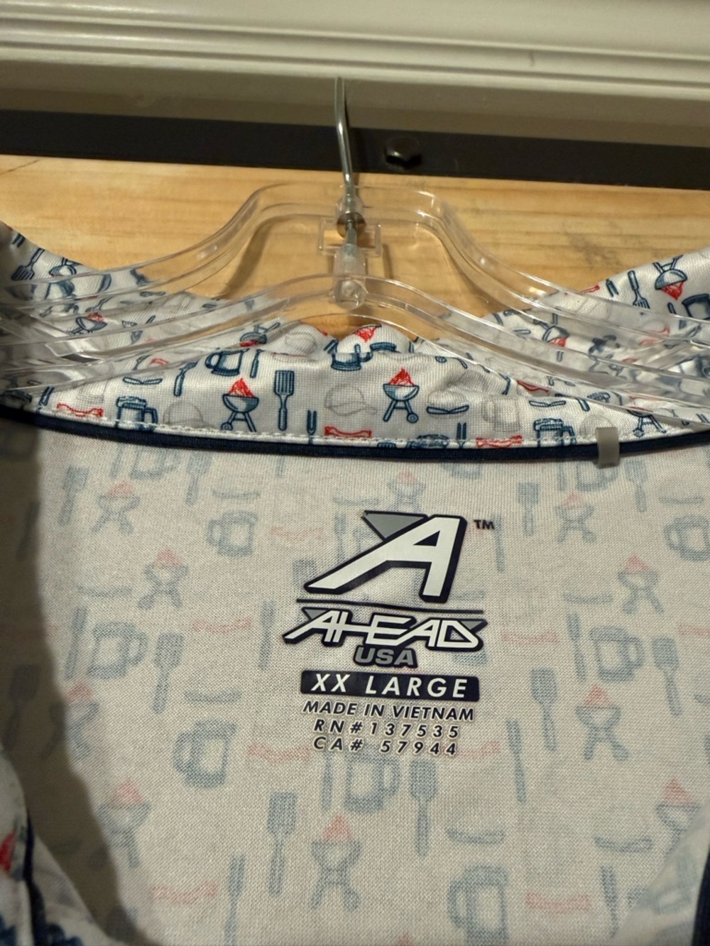 Disney/Donald Duck Men's Golf Polo Shirt - Picture 3 of 3